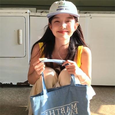 名侦探学院4 彩蛋版封面