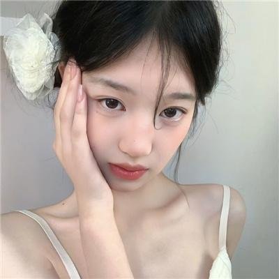 克劳汀封面